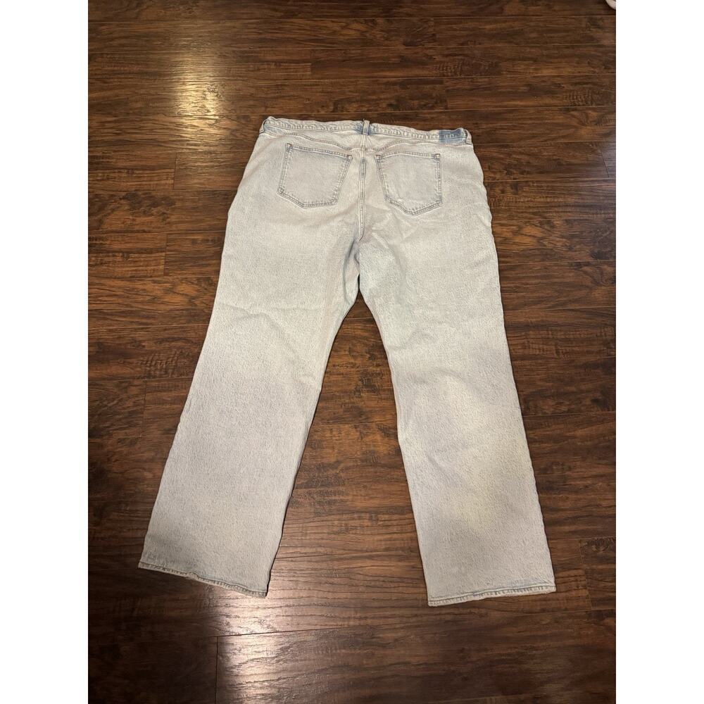 Abercrombie & Fitch The 90’s Relaxed Jean High Rise Size 37/24L